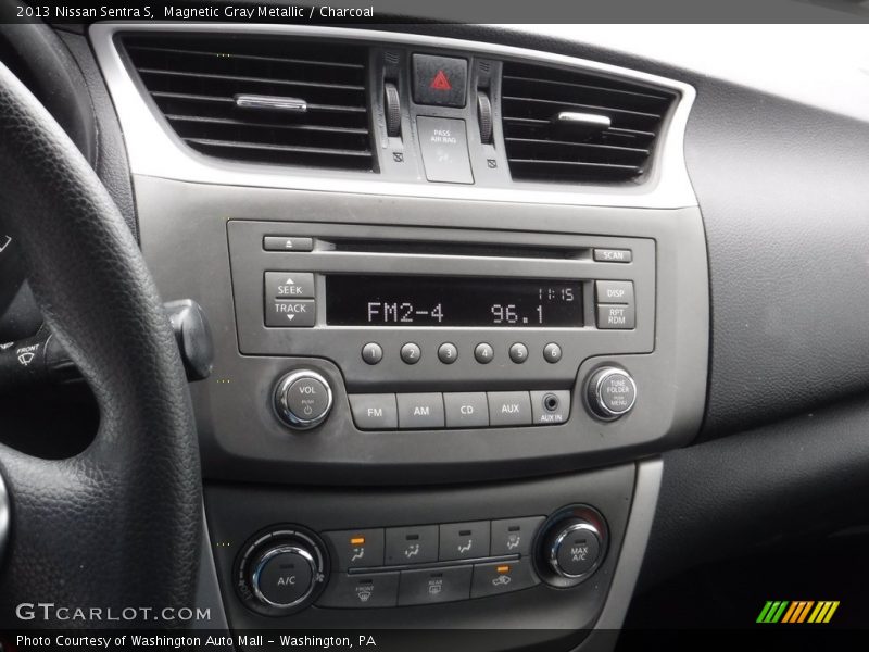 Magnetic Gray Metallic / Charcoal 2013 Nissan Sentra S