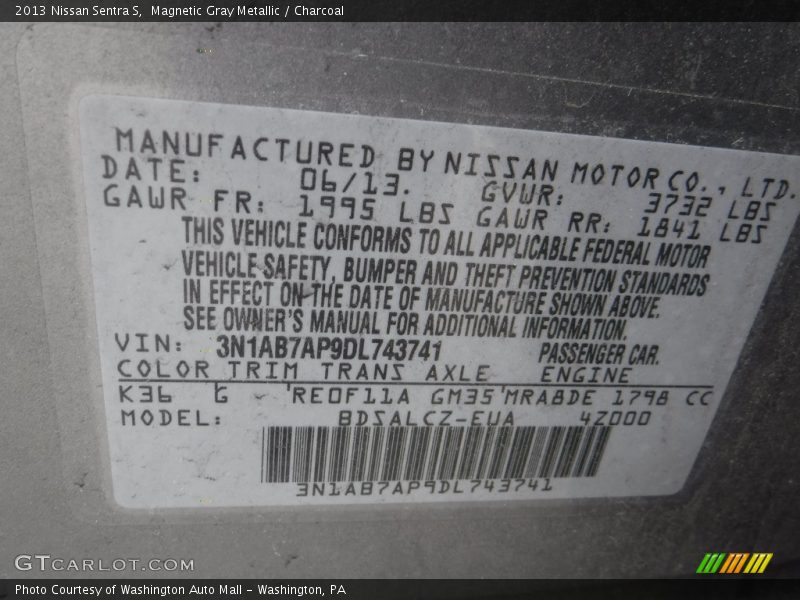 Magnetic Gray Metallic / Charcoal 2013 Nissan Sentra S