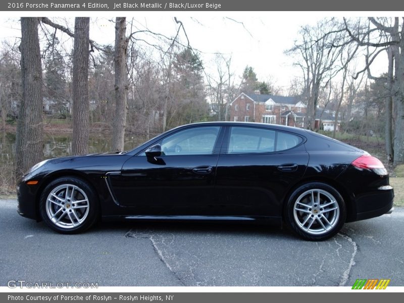 Jet Black Metallic / Black/Luxor Beige 2016 Porsche Panamera 4 Edition