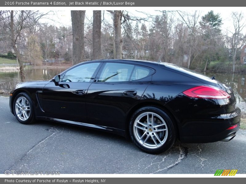 Jet Black Metallic / Black/Luxor Beige 2016 Porsche Panamera 4 Edition