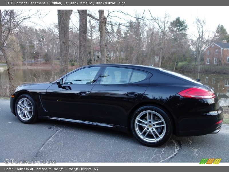 Jet Black Metallic / Black/Luxor Beige 2016 Porsche Panamera 4 Edition