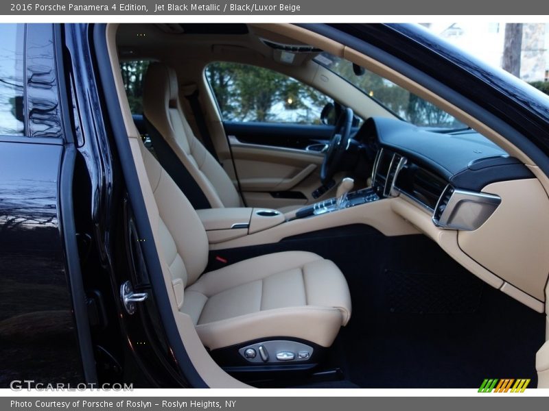 Jet Black Metallic / Black/Luxor Beige 2016 Porsche Panamera 4 Edition