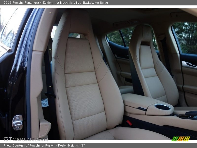 Jet Black Metallic / Black/Luxor Beige 2016 Porsche Panamera 4 Edition