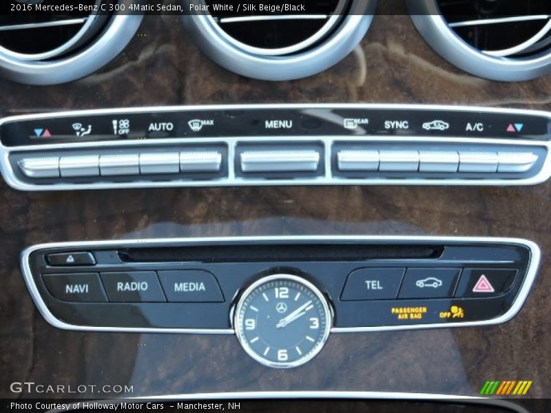 Polar White / Silk Beige/Black 2016 Mercedes-Benz C 300 4Matic Sedan