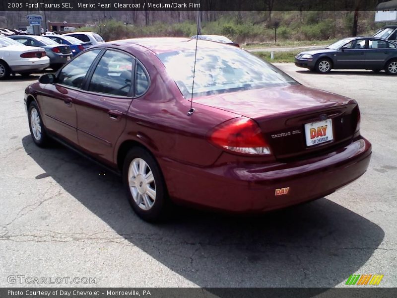 Merlot Pearl Clearcoat / Medium/Dark Flint 2005 Ford Taurus SEL