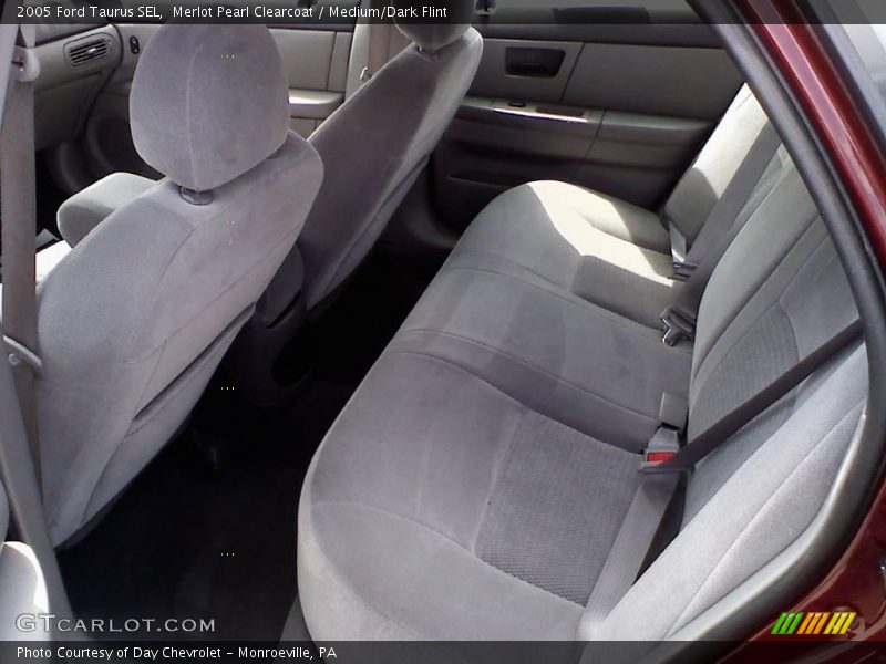 Merlot Pearl Clearcoat / Medium/Dark Flint 2005 Ford Taurus SEL