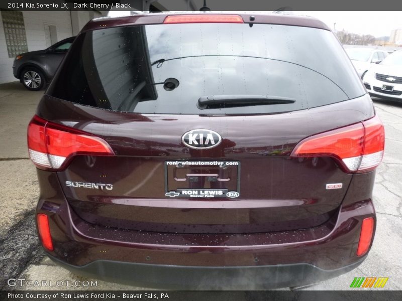 Dark Cherry / Black 2014 Kia Sorento LX