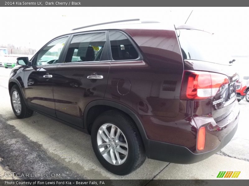 Dark Cherry / Black 2014 Kia Sorento LX