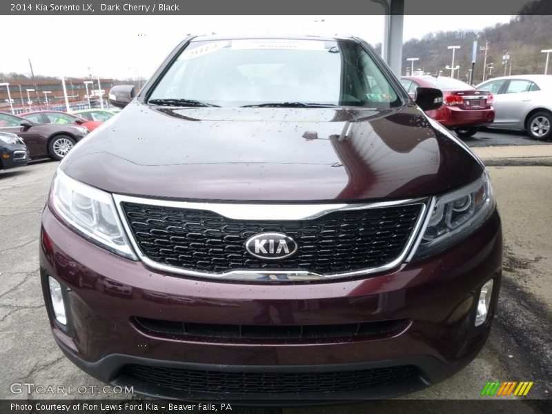 Dark Cherry / Black 2014 Kia Sorento LX