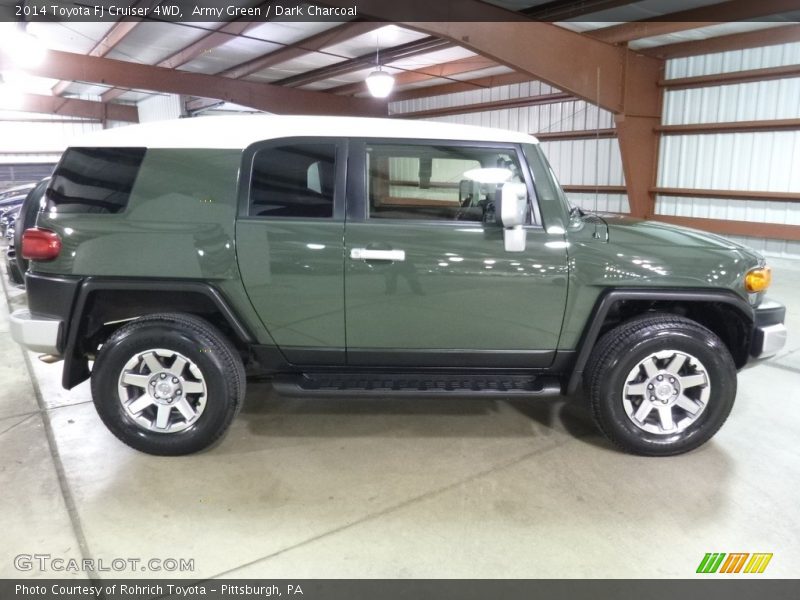 Army Green / Dark Charcoal 2014 Toyota FJ Cruiser 4WD
