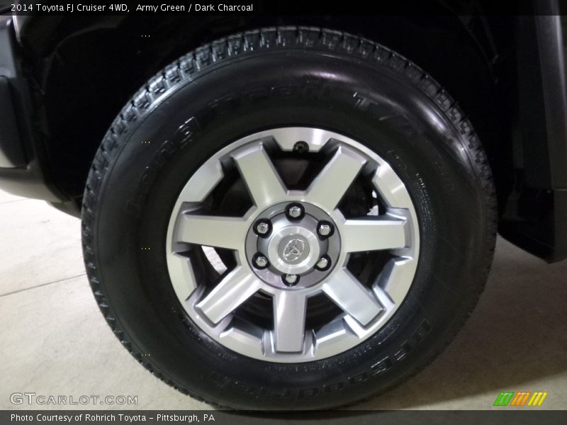 Army Green / Dark Charcoal 2014 Toyota FJ Cruiser 4WD