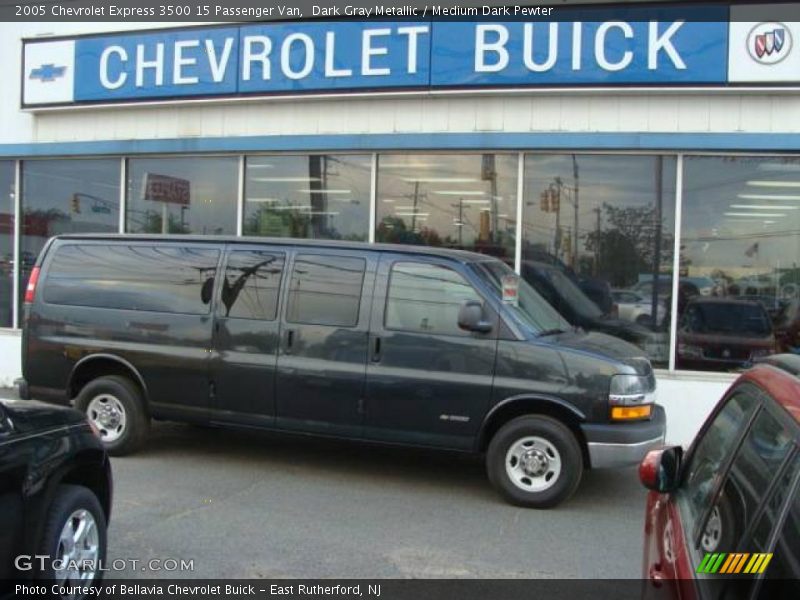 Dark Gray Metallic / Medium Dark Pewter 2005 Chevrolet Express 3500 15 Passenger Van