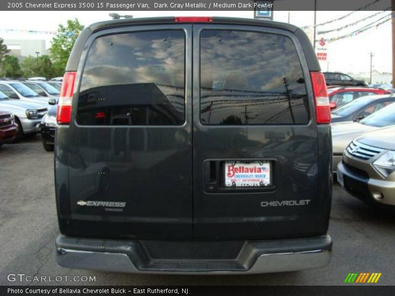 Dark Gray Metallic / Medium Dark Pewter 2005 Chevrolet Express 3500 15 Passenger Van