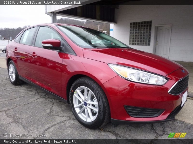 Ruby Red / Charcoal Black 2016 Ford Focus SE Sedan