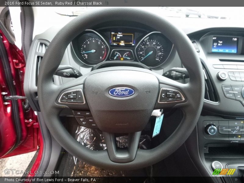 Ruby Red / Charcoal Black 2016 Ford Focus SE Sedan
