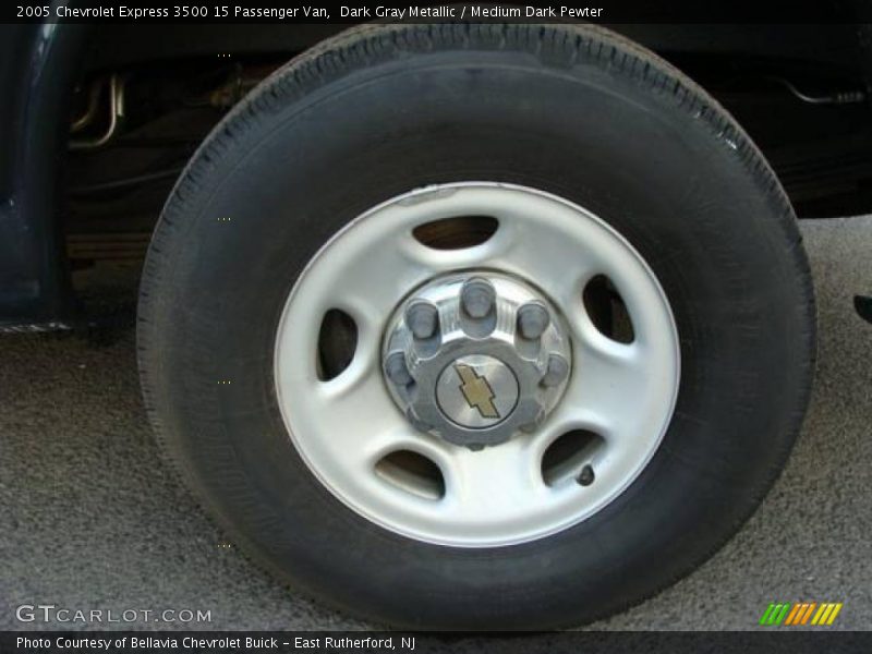 Dark Gray Metallic / Medium Dark Pewter 2005 Chevrolet Express 3500 15 Passenger Van