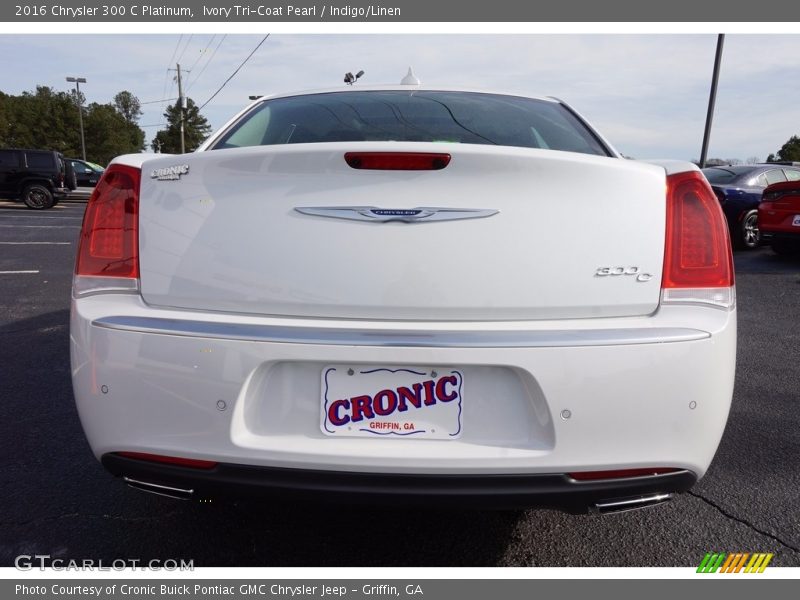 Ivory Tri-Coat Pearl / Indigo/Linen 2016 Chrysler 300 C Platinum