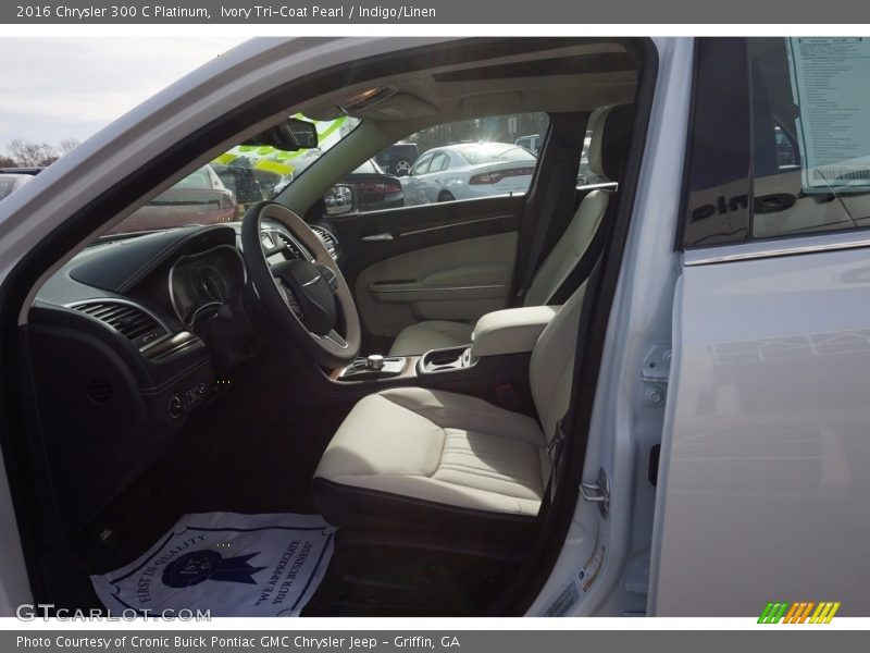 Ivory Tri-Coat Pearl / Indigo/Linen 2016 Chrysler 300 C Platinum