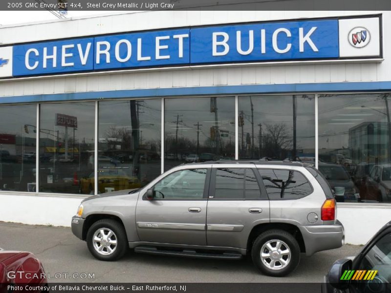 Steel Grey Metallic / Light Gray 2005 GMC Envoy SLT 4x4