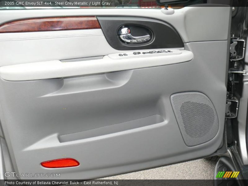 Steel Grey Metallic / Light Gray 2005 GMC Envoy SLT 4x4