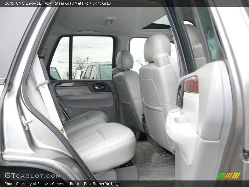Steel Grey Metallic / Light Gray 2005 GMC Envoy SLT 4x4
