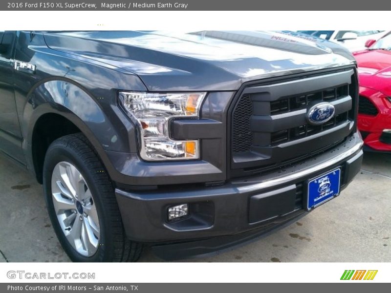 Magnetic / Medium Earth Gray 2016 Ford F150 XL SuperCrew