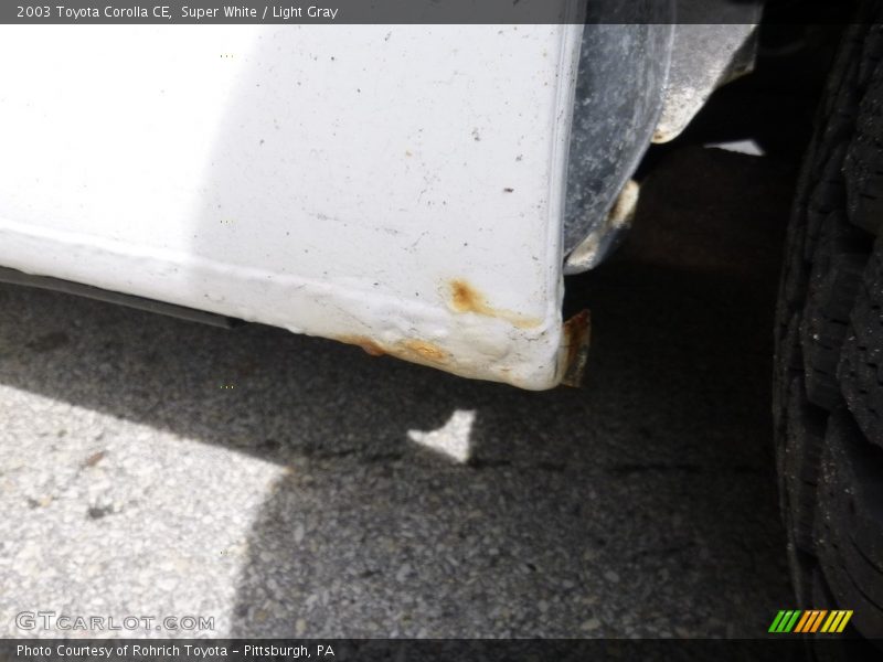 Super White / Light Gray 2003 Toyota Corolla CE