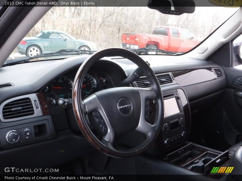 Onyx Black / Ebony 2013 GMC Yukon Denali AWD