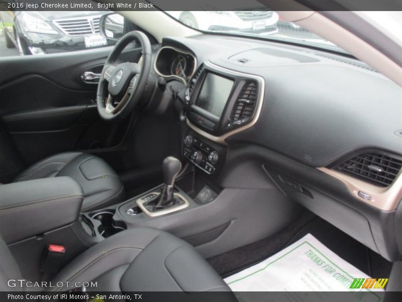 Bright White / Black 2016 Jeep Cherokee Limited