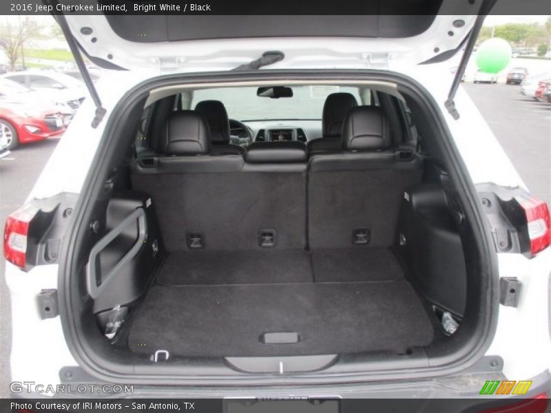 Bright White / Black 2016 Jeep Cherokee Limited