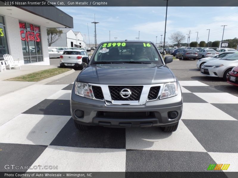 Gun Metallic / Graphite 2016 Nissan Frontier SV Crew Cab