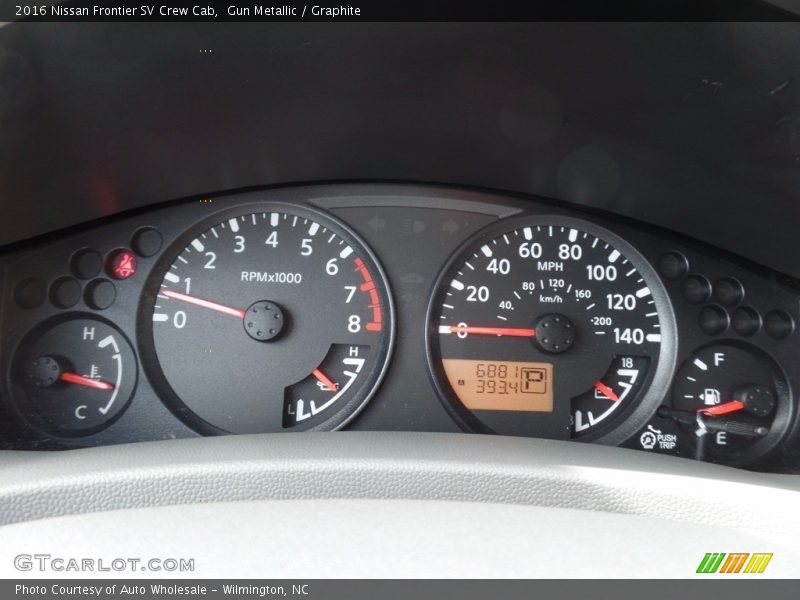 Gun Metallic / Graphite 2016 Nissan Frontier SV Crew Cab