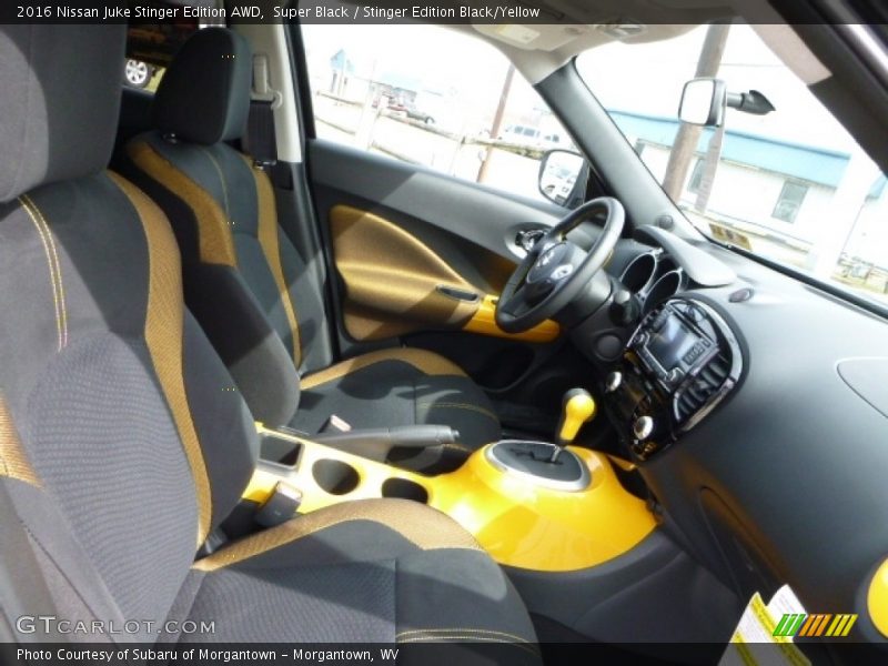  2016 Juke Stinger Edition AWD Stinger Edition Black/Yellow Interior