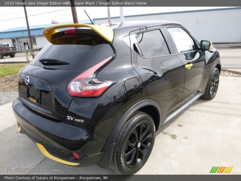 Super Black / Stinger Edition Black/Yellow 2016 Nissan Juke Stinger Edition AWD