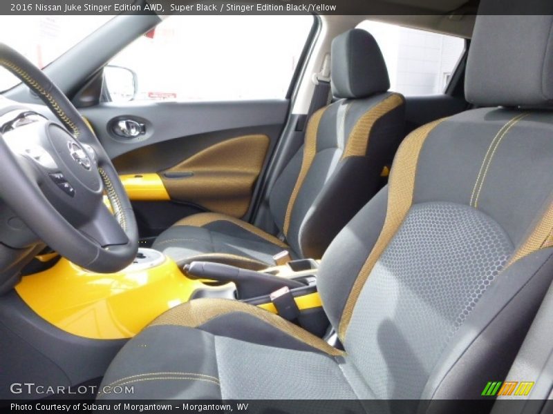 Front Seat of 2016 Juke Stinger Edition AWD