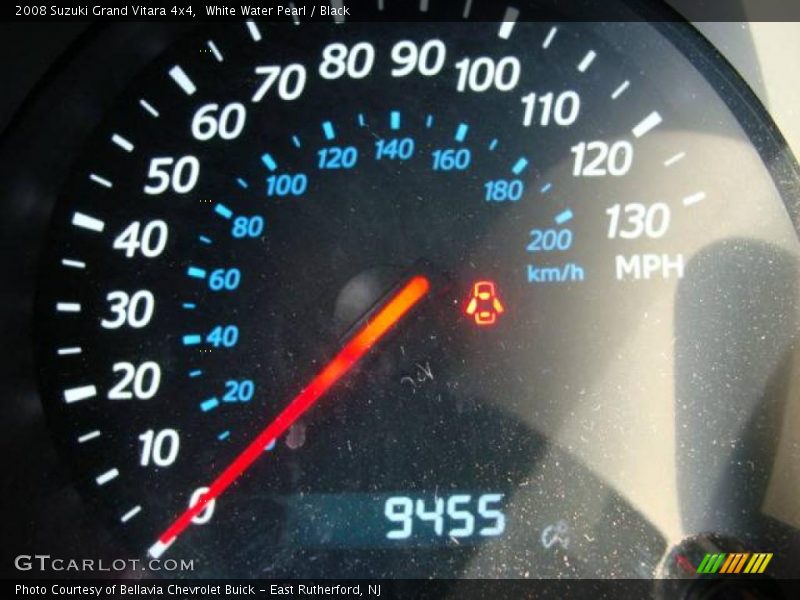 White Water Pearl / Black 2008 Suzuki Grand Vitara 4x4