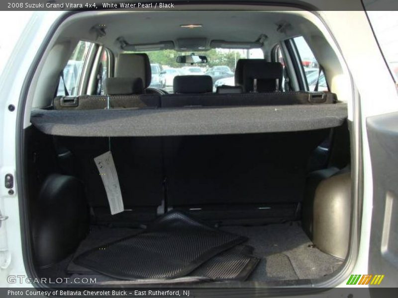White Water Pearl / Black 2008 Suzuki Grand Vitara 4x4
