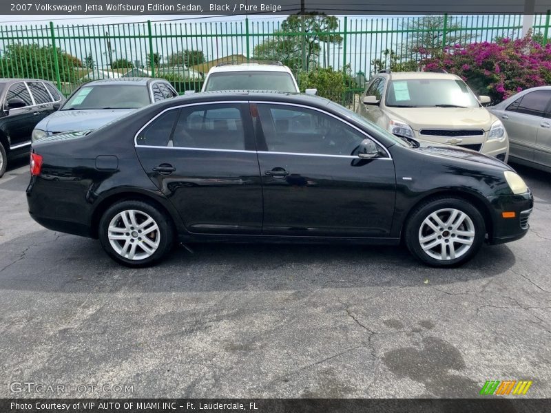 Black / Pure Beige 2007 Volkswagen Jetta Wolfsburg Edition Sedan