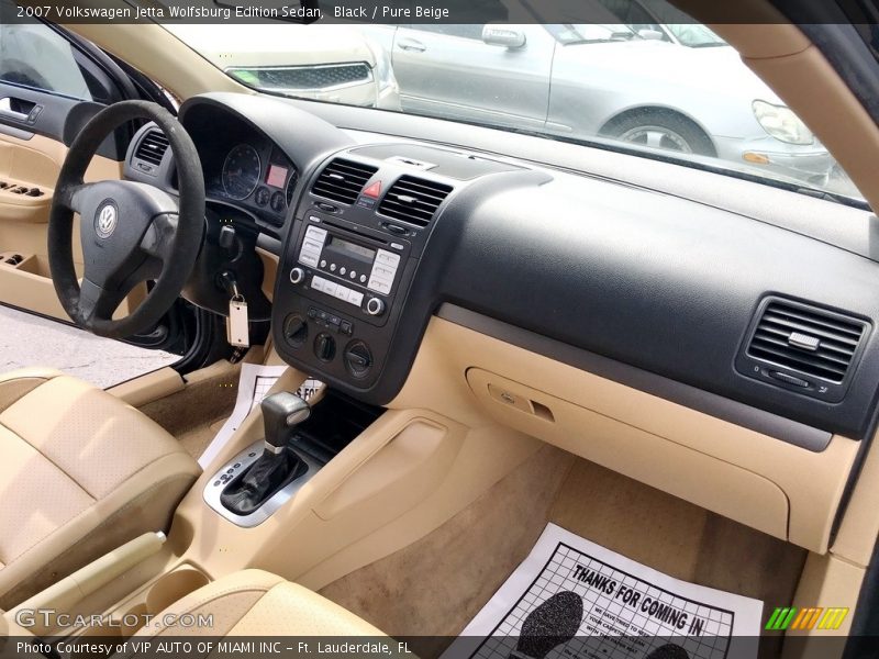 Black / Pure Beige 2007 Volkswagen Jetta Wolfsburg Edition Sedan