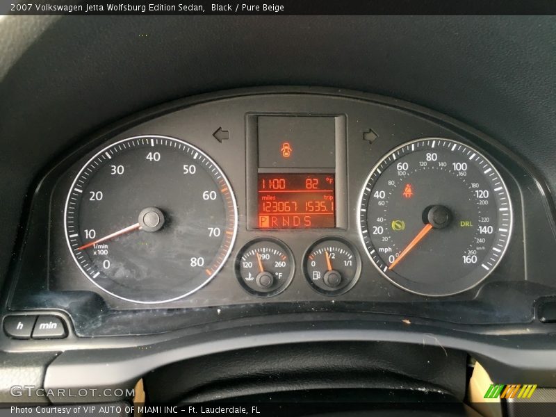 Black / Pure Beige 2007 Volkswagen Jetta Wolfsburg Edition Sedan