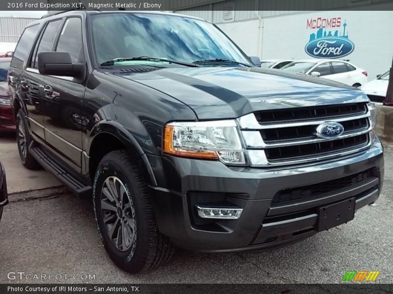 Magnetic Metallic / Ebony 2016 Ford Expedition XLT