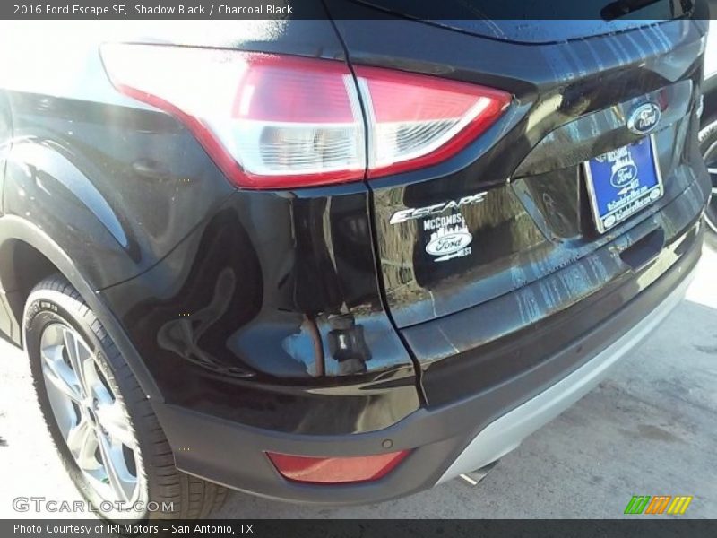 Shadow Black / Charcoal Black 2016 Ford Escape SE