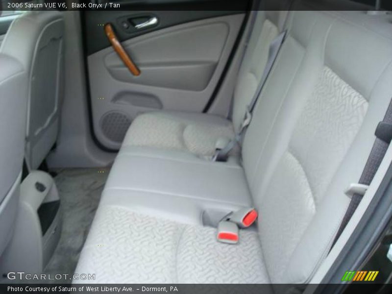 Black Onyx / Tan 2006 Saturn VUE V6