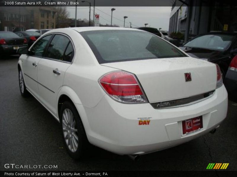Cream White / Black 2008 Saturn Aura XR