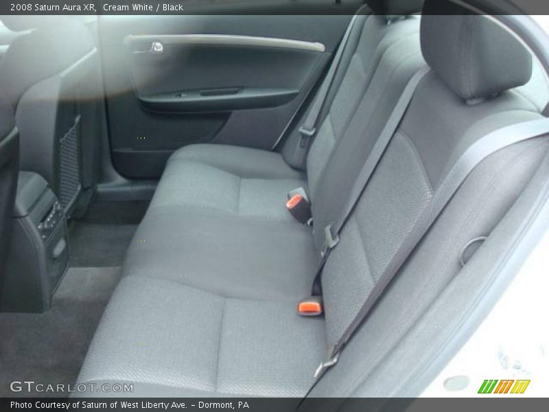 Cream White / Black 2008 Saturn Aura XR