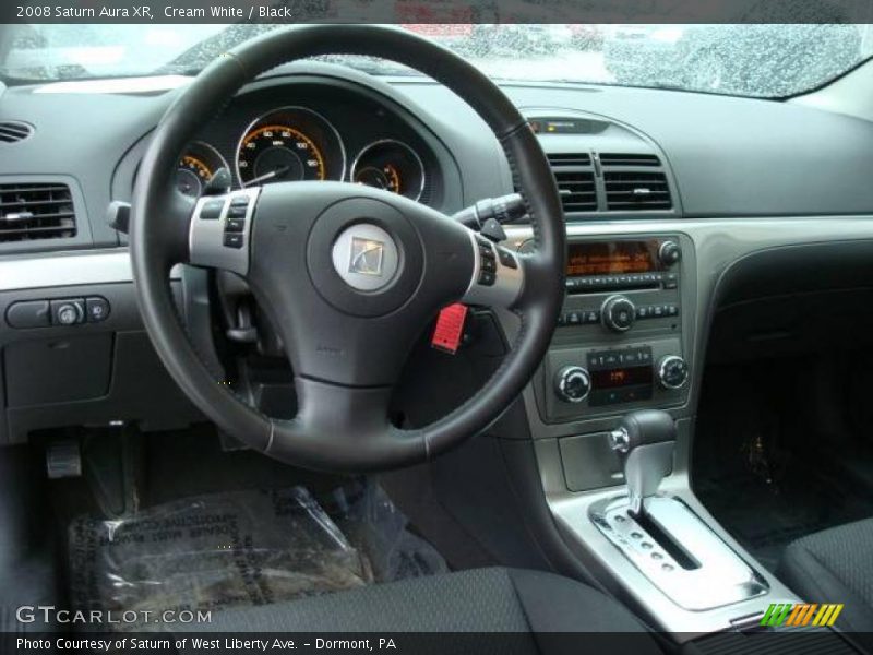 Cream White / Black 2008 Saturn Aura XR