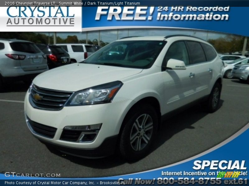 Summit White / Dark Titanium/Light Titanium 2016 Chevrolet Traverse LT