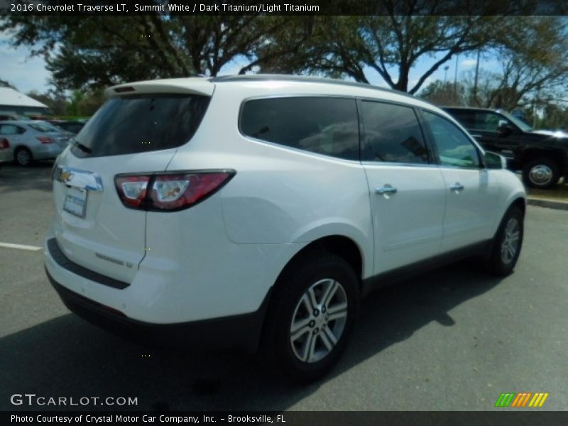 Summit White / Dark Titanium/Light Titanium 2016 Chevrolet Traverse LT