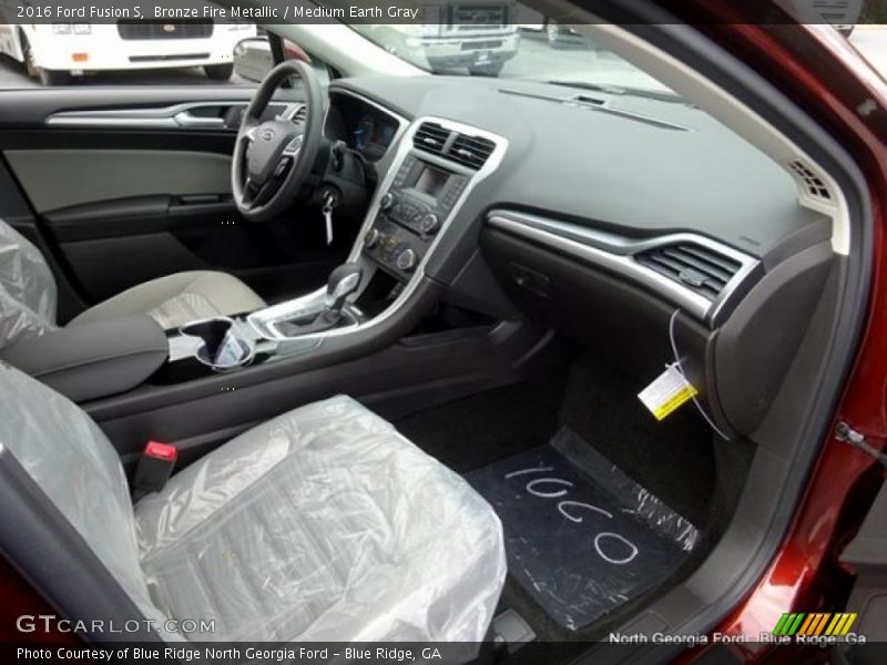Bronze Fire Metallic / Medium Earth Gray 2016 Ford Fusion S