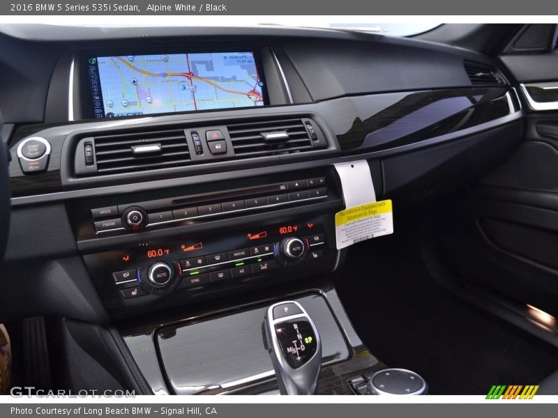 Alpine White / Black 2016 BMW 5 Series 535i Sedan